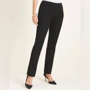 So Slimming Lindy Pants Chico’s short/ Navy Blue/size  0/ NWOT